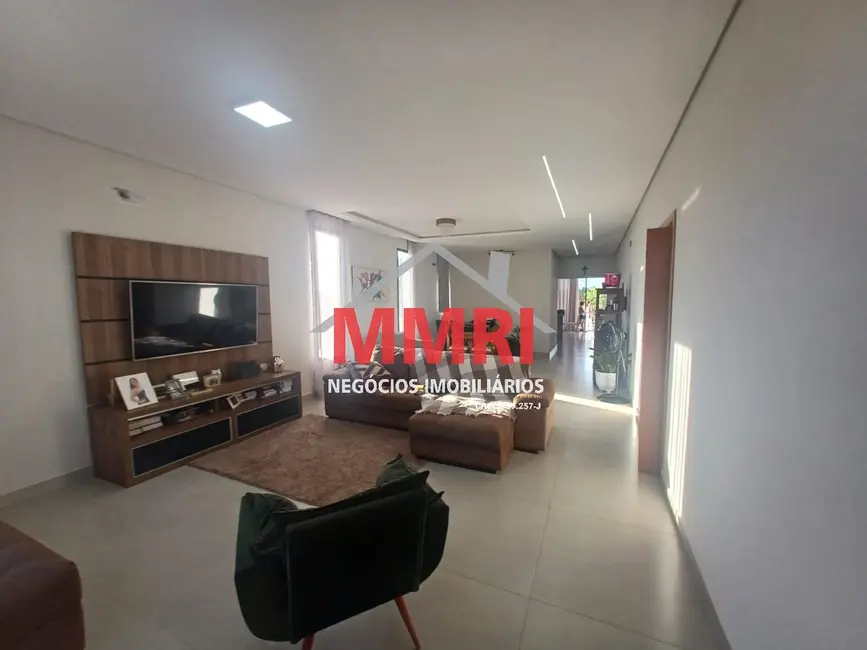 Foto 7 de Chácara com 4 quartos à venda, 347m2 em Aracoiaba Da Serra - SP