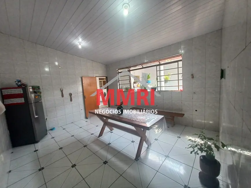 Foto 9 de Casa com 4 quartos à venda, 348m2 em Aracoiaba Da Serra - SP