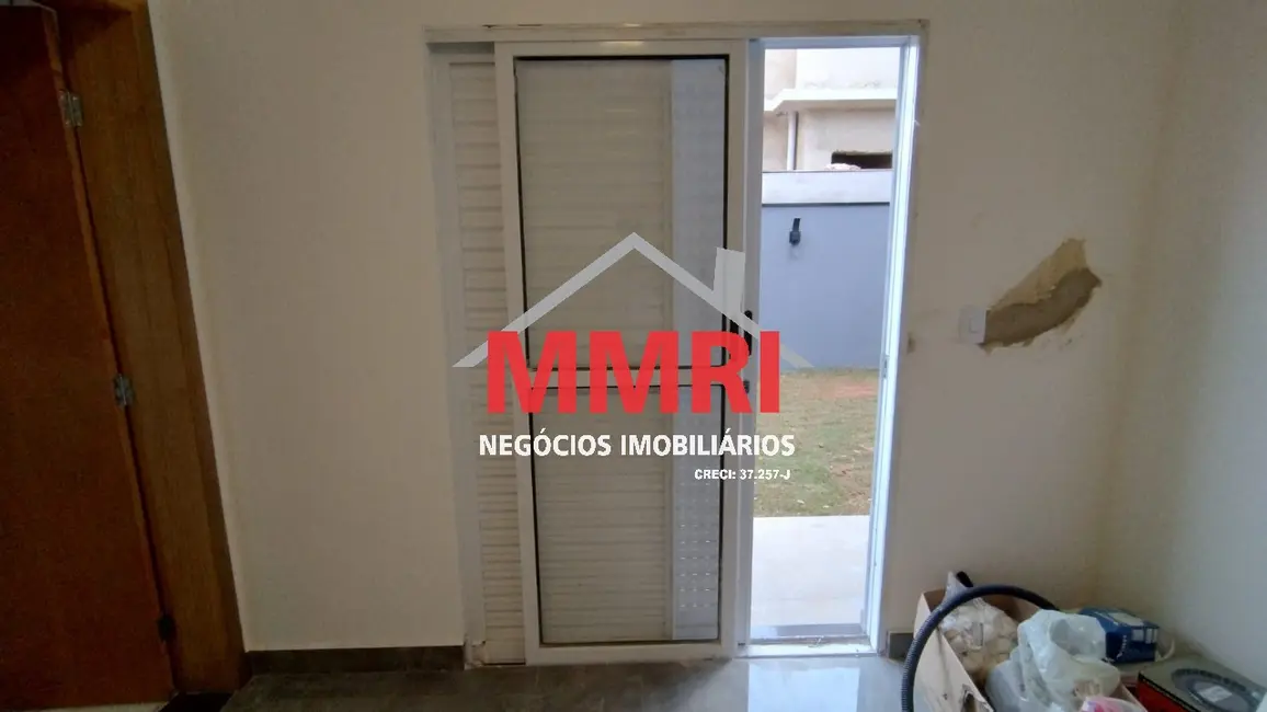 Foto 3 de Casa com 3 quartos à venda, 125m2 em Aracoiaba Da Serra - SP