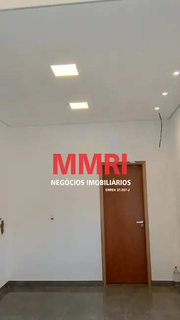 Foto 2 de Casa com 3 quartos à venda, 125m2 em Aracoiaba Da Serra - SP