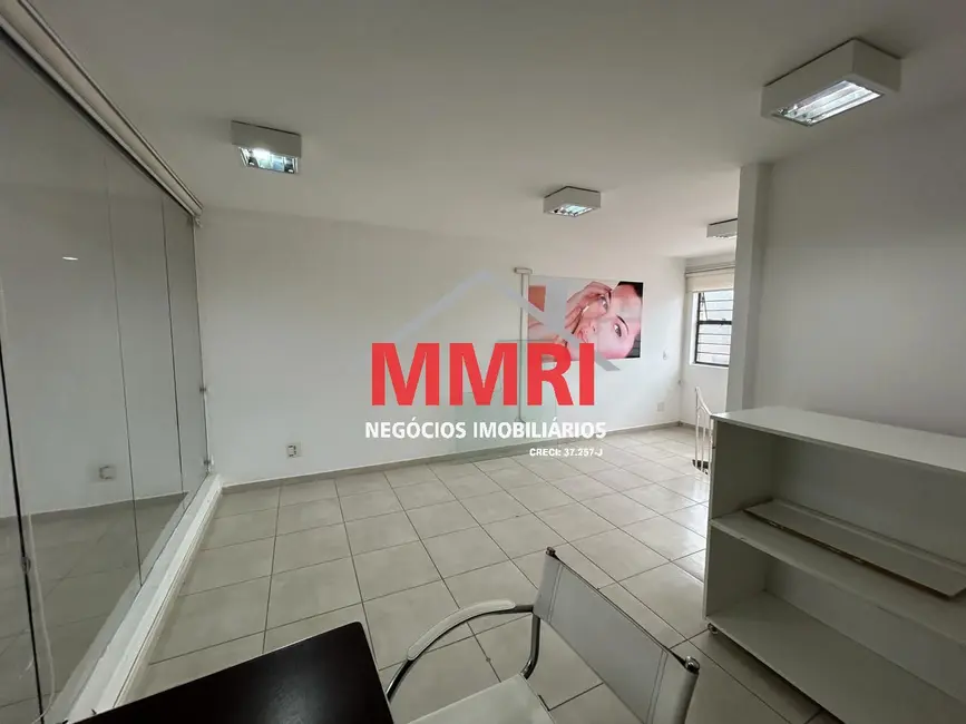 Sala Comercial para alugar, 150m2 em Vila Hortência, Sorocaba - SP - imagem 9 Foto 9 de Sala Comercial para alugar, 150m2 em Vila Hortência, Sorocaba - SP