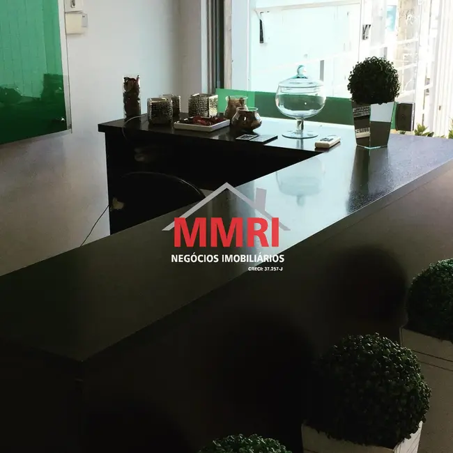 Sala Comercial para alugar, 150m2 em Vila Hortência, Sorocaba - SP - imagem 6 Foto 6 de Sala Comercial para alugar, 150m2 em Vila Hortência, Sorocaba - SP