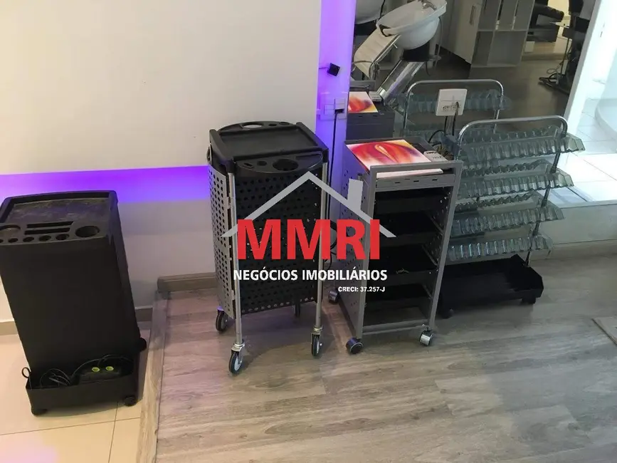 Sala Comercial para alugar, 150m2 em Vila Hortência, Sorocaba - SP - imagem 8 Foto 8 de Sala Comercial para alugar, 150m2 em Vila Hortência, Sorocaba - SP