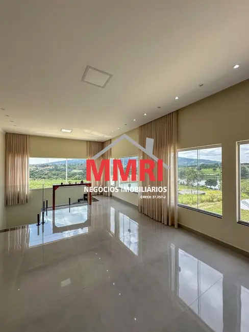 Foto 2 de Sítio / Rancho com 4 quartos à venda, 330m2 em Capela Do Alto - SP