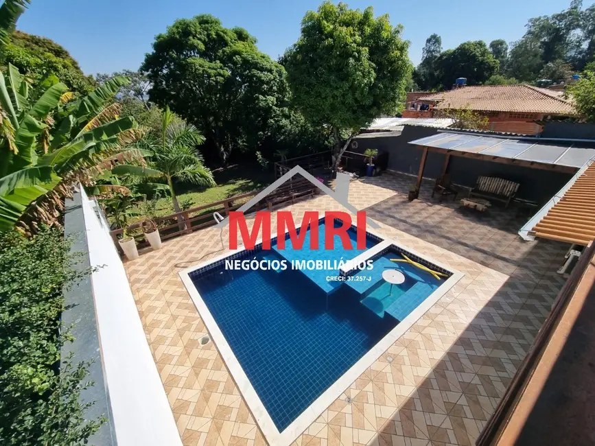 Foto 1 de Chácara com 2 quartos à venda, 220m2 em Aracoiaba Da Serra - SP