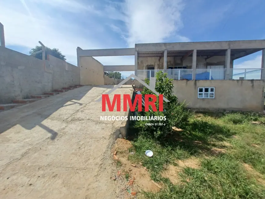 Foto 2 de Casa com 3 quartos à venda, 160m2 em Aracoiaba Da Serra - SP