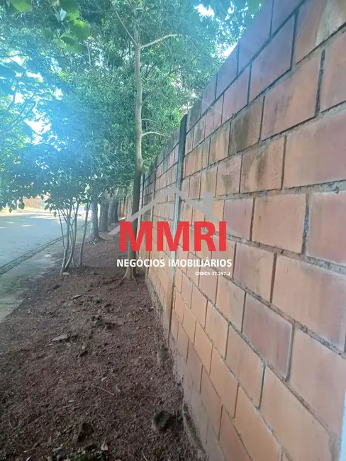 Foto 3 de Terreno / Lote à venda, 250m2 em Aracoiaba Da Serra - SP