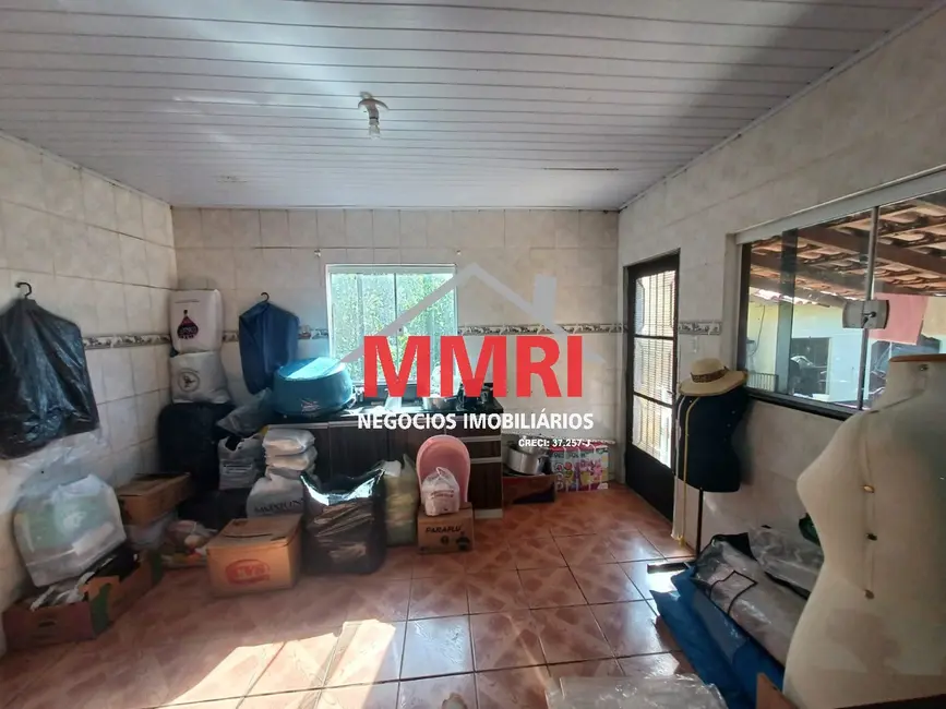 Chácara com 2 quartos à venda, 150m2 em Aracoiaba Da Serra - SP - imagem 5 Foto 5 de Chácara com 2 quartos à venda, 150m2 em Aracoiaba Da Serra - SP