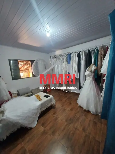 Chácara com 2 quartos à venda, 150m2 em Aracoiaba Da Serra - SP - imagem 6 Foto 6 de Chácara com 2 quartos à venda, 150m2 em Aracoiaba Da Serra - SP