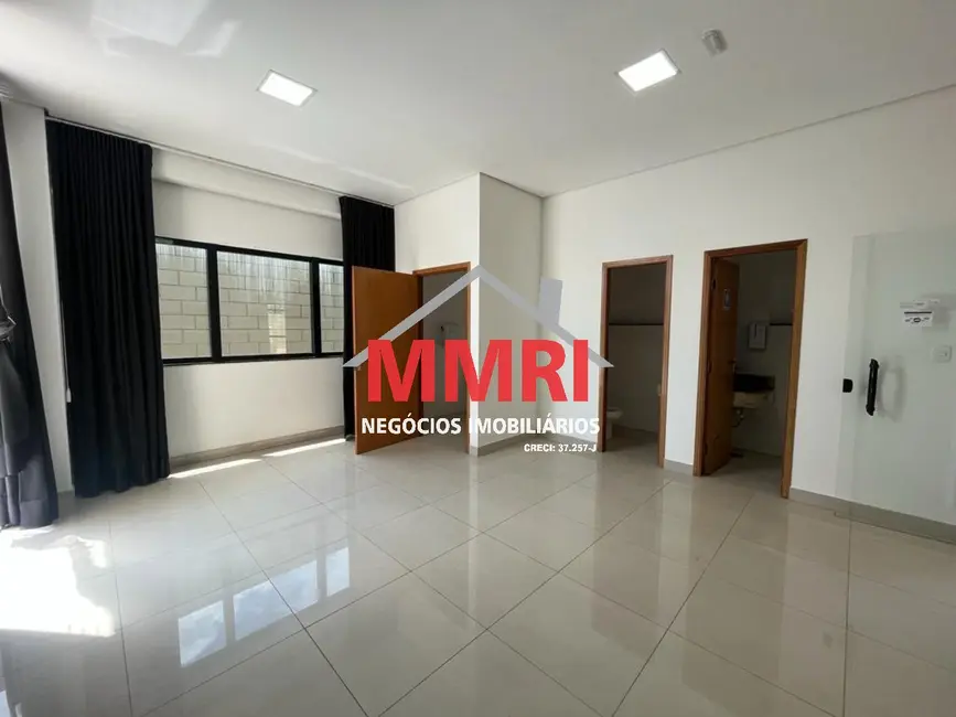 Armazém / Galpão à venda, 1189m2 em Vila Artura, Sorocaba - SP - imagem 3 Foto 3 de Armazém / Galpão à venda, 1189m2 em Vila Artura, Sorocaba - SP