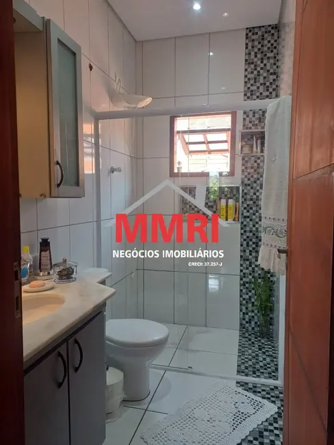 Foto 4 de Chácara com 3 quartos à venda, 108m2 em Aracoiaba Da Serra - SP