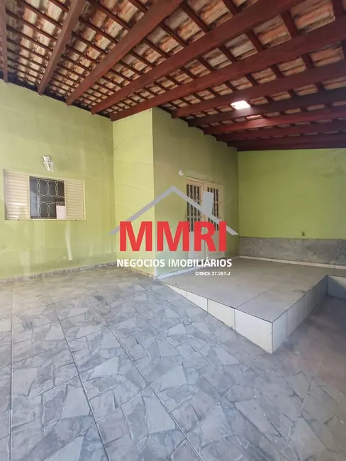 Foto 1 de Casa com 2 quartos para alugar, 120m2 em Aracoiaba Da Serra - SP