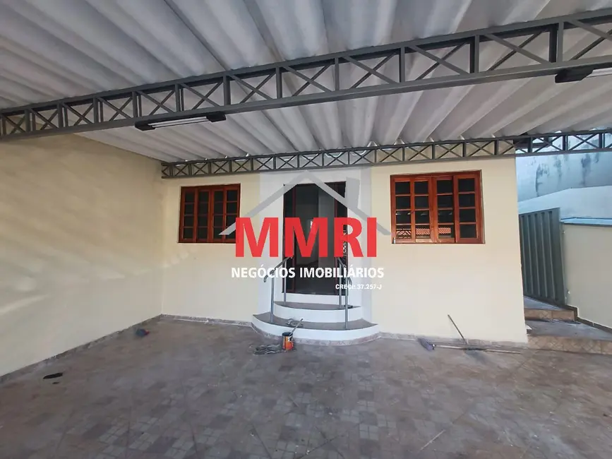 Foto 1 de Casa com 3 quartos à venda, 114m2 em Aracoiaba Da Serra - SP