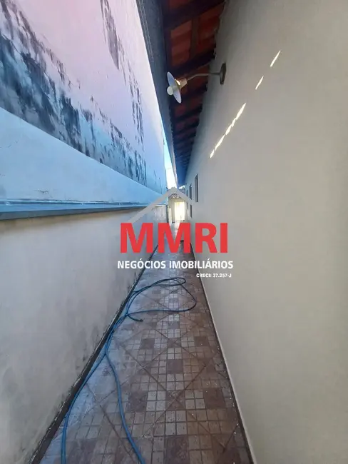 Foto 3 de Casa com 3 quartos à venda, 114m2 em Aracoiaba Da Serra - SP