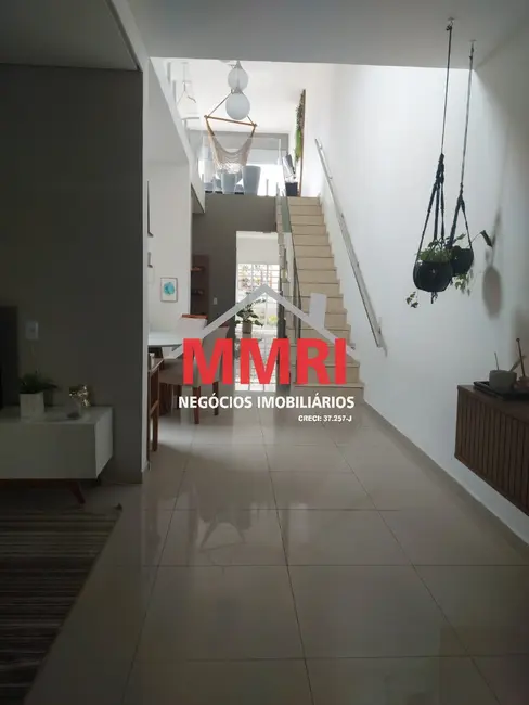 Sobrado com 2 quartos à venda, 185m2 em Parque São Bento, Sorocaba - SP - imagem 3 Foto 3 de Sobrado com 2 quartos à venda, 185m2 em Parque São Bento, Sorocaba - SP