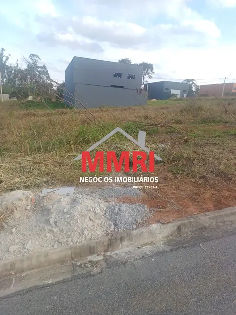 Foto 3 de Terreno / Lote à venda, 250m2 em Aracoiaba Da Serra - SP