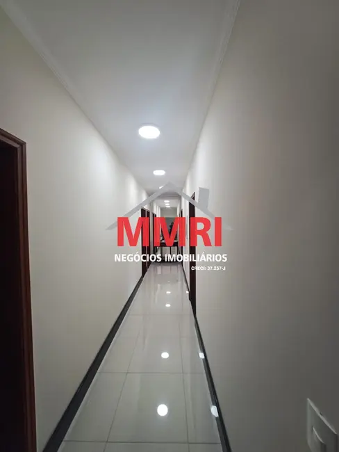 Foto 5 de Casa com 4 quartos à venda, 300m2 em Aracoiaba Da Serra - SP