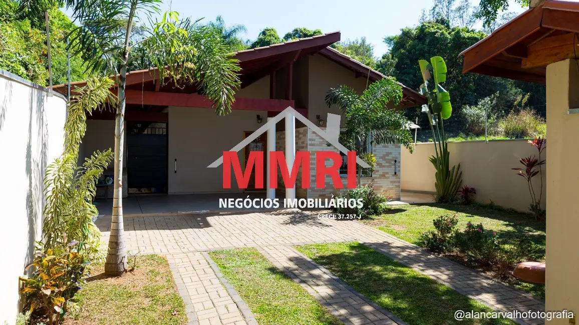 Foto 1 de Casa com 3 quartos à venda e para alugar, 168m2 em Aracoiaba Da Serra - SP