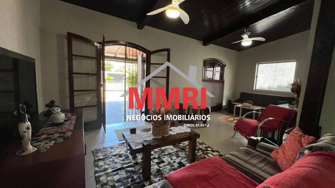 Foto 2 de Casa com 5 quartos à venda, 150m2 em Enseada, Guaruja - SP