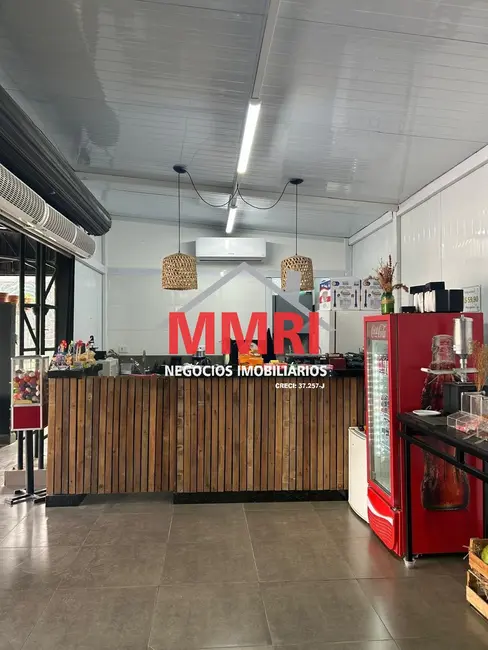 Loja à venda, 837m2 em Aracoiaba Da Serra - SP - imagem 3 Foto 3 de Loja à venda, 837m2 em Aracoiaba Da Serra - SP