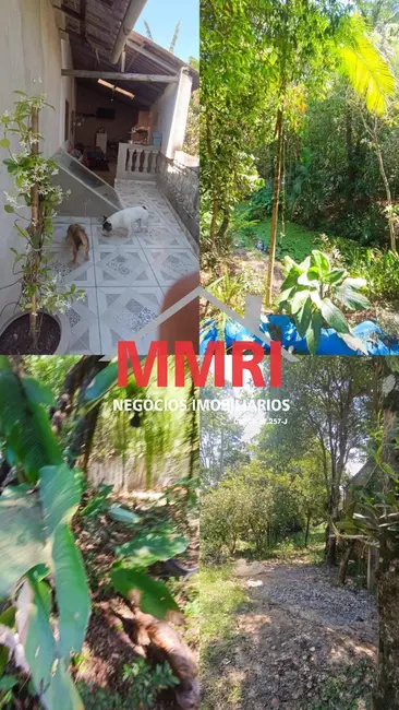 Chácara com 3 quartos à venda, 200m2 em Aracoiaba Da Serra - SP - imagem 2 Foto 2 de Chácara com 3 quartos à venda, 200m2 em Aracoiaba Da Serra - SP