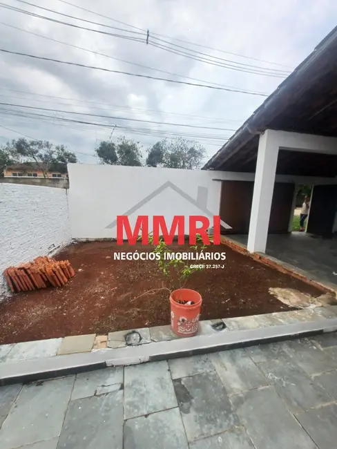 Foto 2 de Casa com 2 quartos à venda, 150m2 em Aracoiaba Da Serra - SP