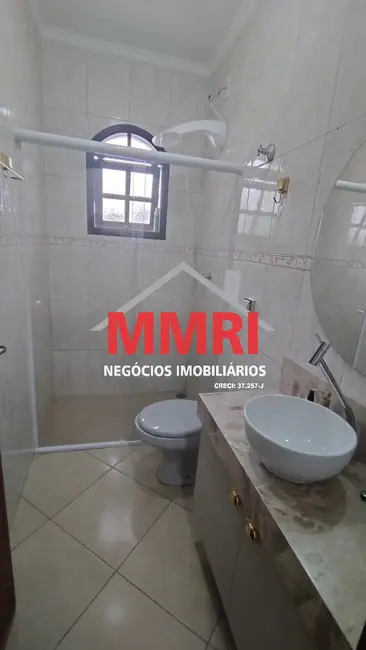 Foto 5 de Chácara com 4 quartos à venda e para alugar, 341m2 em Aracoiaba Da Serra - SP