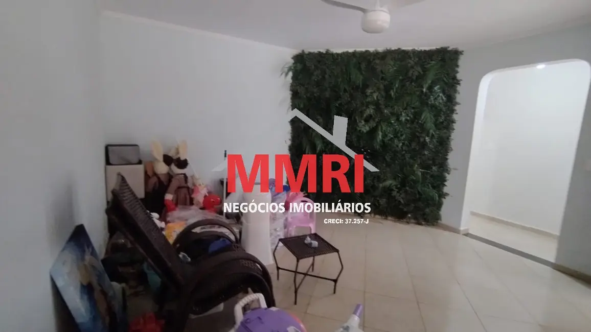 Foto 3 de Chácara com 4 quartos à venda e para alugar, 341m2 em Aracoiaba Da Serra - SP