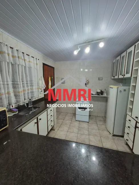 Foto 3 de Chácara com 4 quartos à venda, 350m2 em Aracoiaba Da Serra - SP