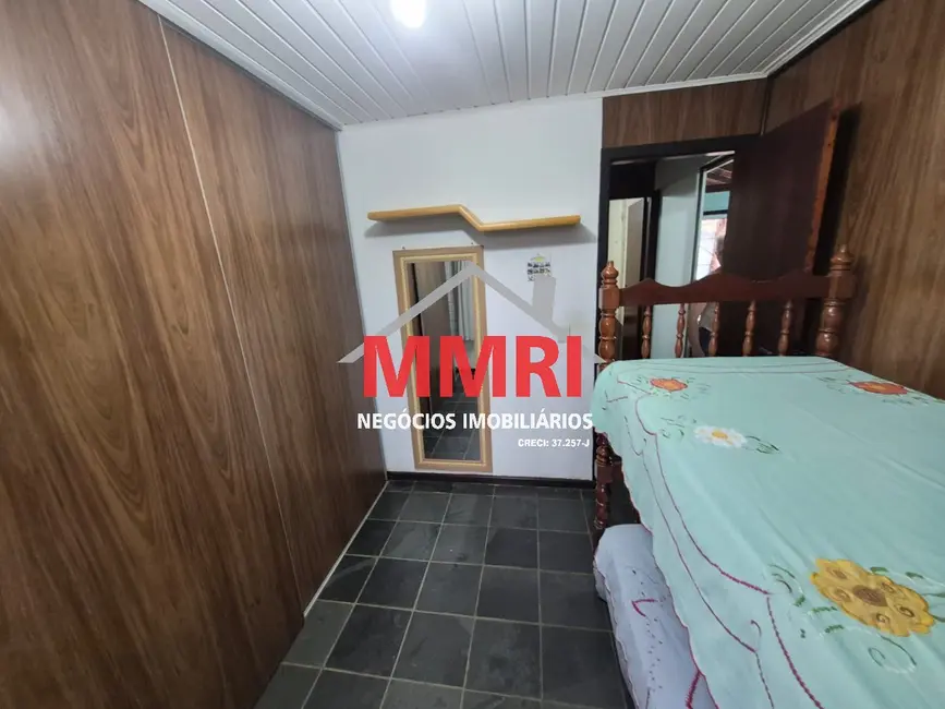 Foto 6 de Chácara com 4 quartos à venda, 350m2 em Aracoiaba Da Serra - SP