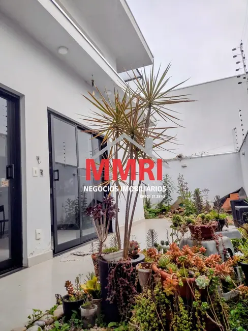 Casa com 1 quarto à venda, 86m2 em Tatui - SP - imagem 4 Foto 4 de Casa com 1 quarto à venda, 86m2 em Tatui - SP