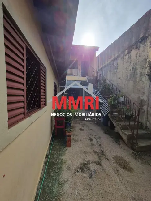 Foto 8 de Casa com 5 quartos à venda, 150m2 em Aracoiaba Da Serra - SP