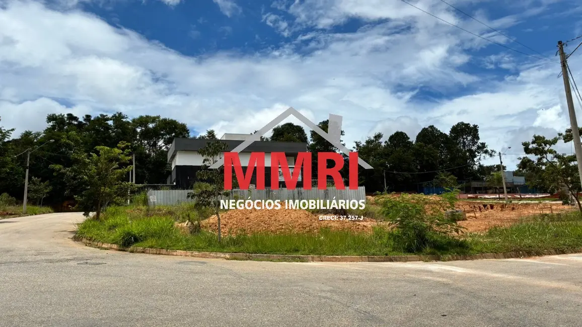 Foto 1 de Terreno / Lote à venda, 250m2 em Aracoiaba Da Serra - SP