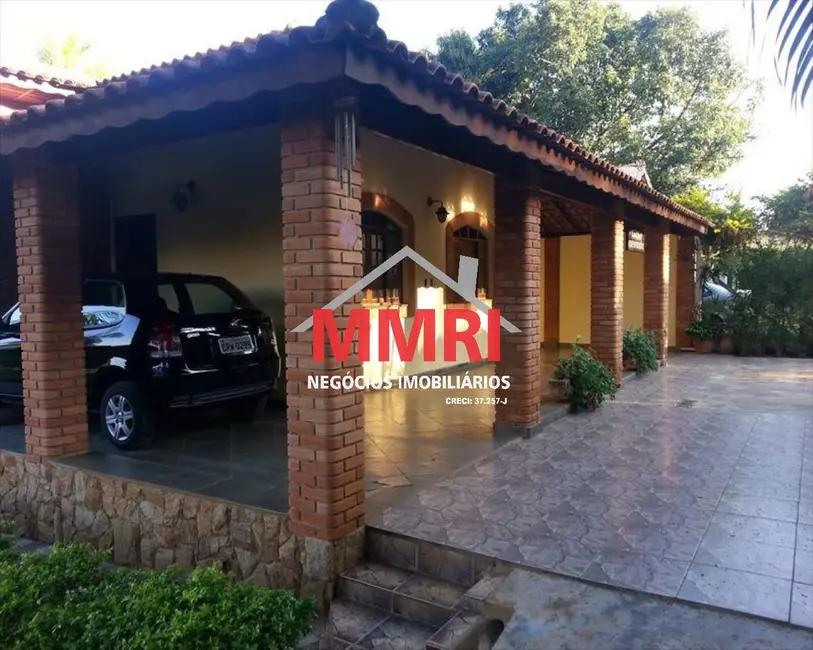 Foto 2 de Chácara com 3 quartos para alugar, 1000m2 em Aracoiaba Da Serra - SP