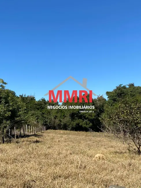 Foto 4 de Terreno / Lote à venda, 1082m2 em Aracoiaba Da Serra - SP