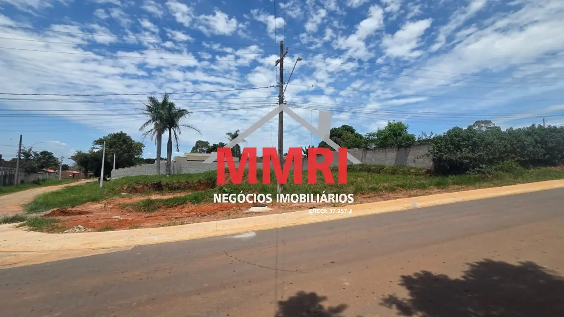 Foto 2 de Terreno / Lote à venda, 1080m2 em Aracoiaba Da Serra - SP