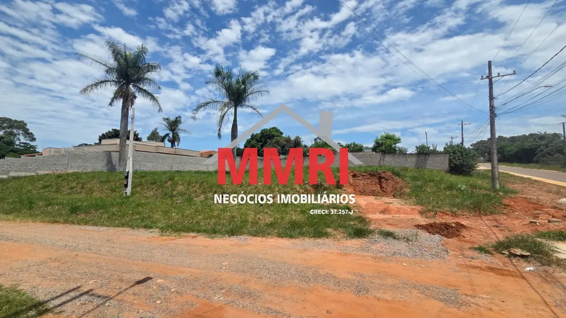 Foto 3 de Terreno / Lote à venda, 1080m2 em Aracoiaba Da Serra - SP