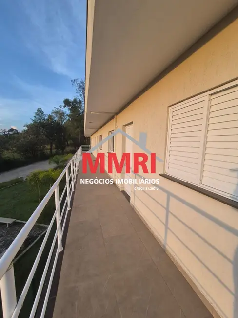 Foto 2 de Apartamento com 2 quartos para alugar, 50m2 em Aracoiaba Da Serra - SP