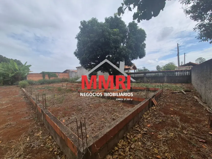 Foto 2 de Terreno / Lote à venda, 2000m2 em Aracoiaba Da Serra - SP