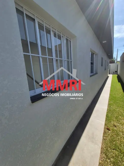 Casa com 3 quartos à venda, 137m2 em Aracoiaba Da Serra - SP - imagem 5 Foto 5 de Casa com 3 quartos à venda, 137m2 em Aracoiaba Da Serra - SP