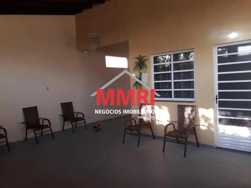 Casa com 2 quartos à venda, 177m2 em Aracoiaba Da Serra - SP - imagem 6 Foto 6 de Casa com 2 quartos à venda, 177m2 em Aracoiaba Da Serra - SP