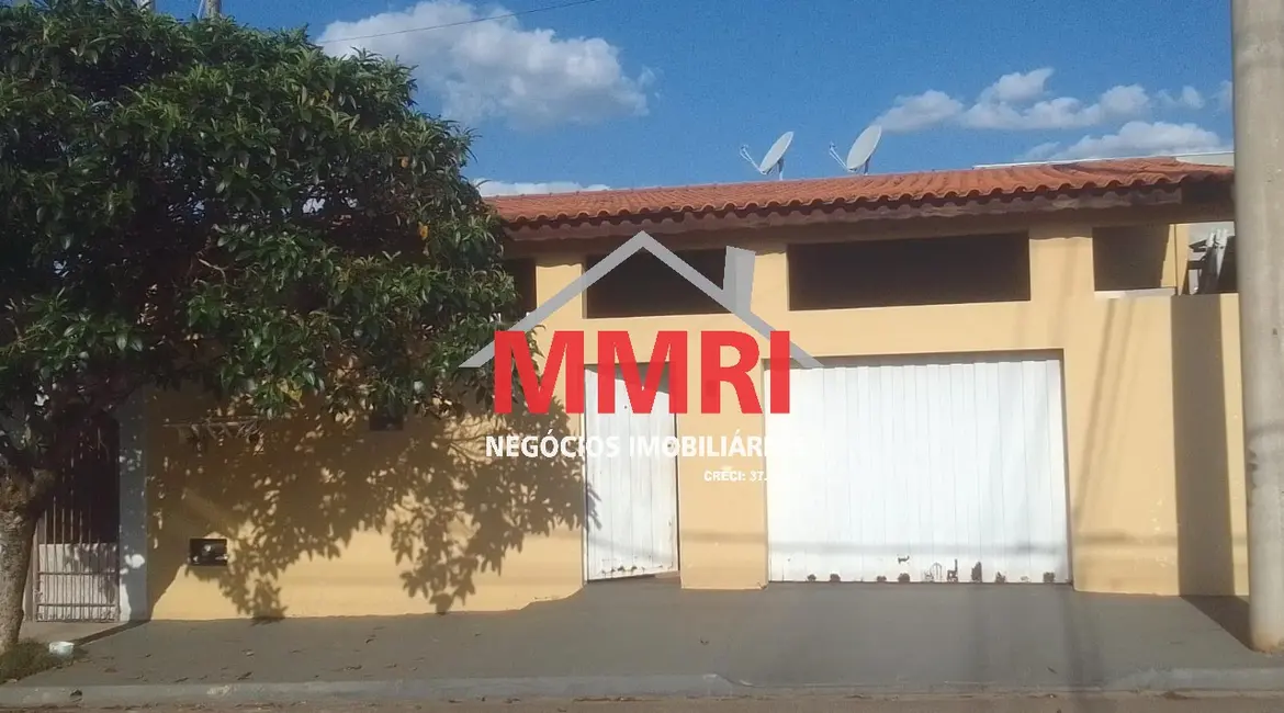 Casa com 2 quartos à venda, 177m2 em Aracoiaba Da Serra - SP - imagem 1 Foto 1 de Casa com 2 quartos à venda, 177m2 em Aracoiaba Da Serra - SP