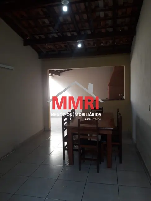 Casa com 2 quartos à venda, 177m2 em Aracoiaba Da Serra - SP - imagem 3 Foto 3 de Casa com 2 quartos à venda, 177m2 em Aracoiaba Da Serra - SP