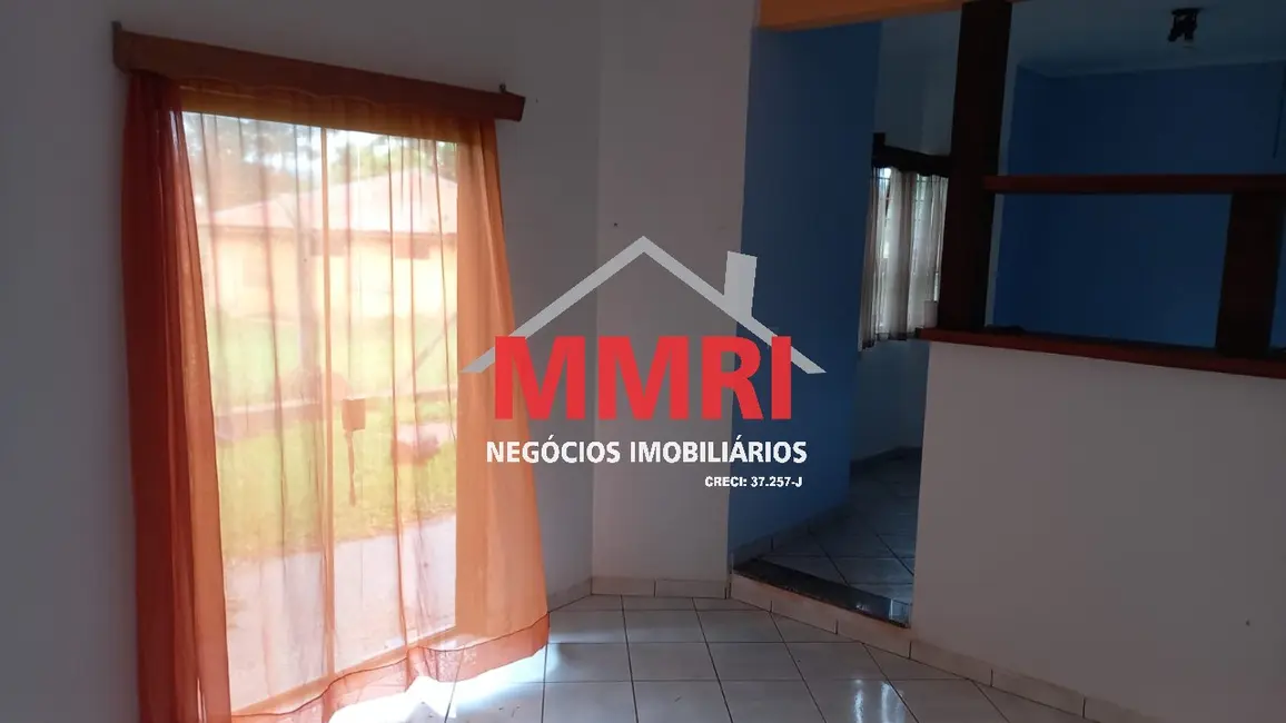 Foto 5 de Chácara com 2 quartos à venda e para alugar, 70m2 em Aracoiaba Da Serra - SP