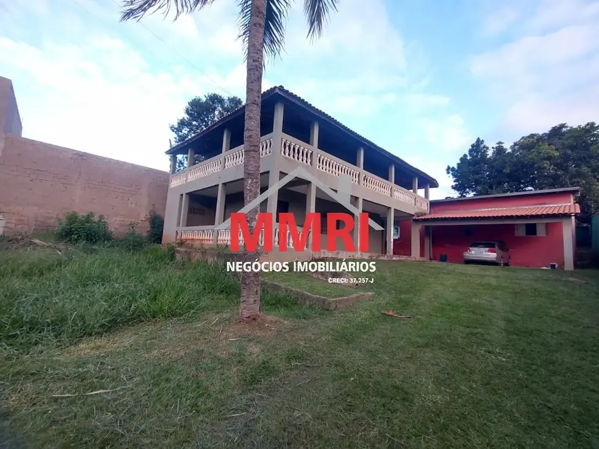 Casa com 5 quartos para alugar, 600m2 em Aracoiaba Da Serra - SP - imagem 1 Foto 1 de Casa com 5 quartos para alugar, 600m2 em Aracoiaba Da Serra - SP