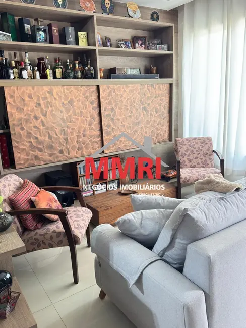 Casa com 3 quartos à venda, 282m2 em Parque Residencial Villa dos Inglezes, Sorocaba - SP - imagem 3 Foto 3 de Casa com 3 quartos à venda, 282m2 em Parque Residencial Villa dos Inglezes, Sorocaba - SP