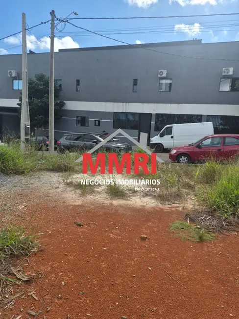 Foto 2 de Terreno / Lote à venda, 250m2 em Aracoiaba Da Serra - SP