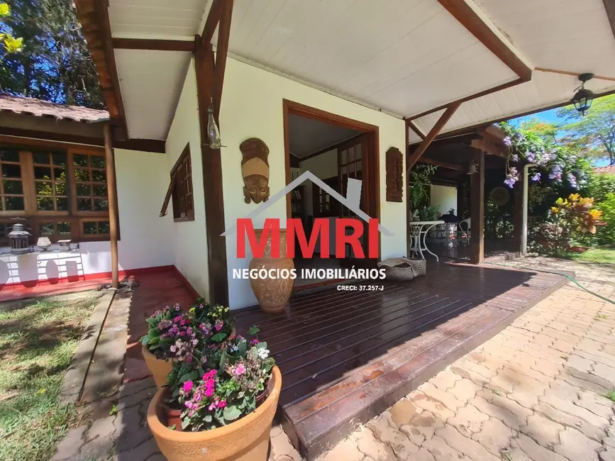 Chácara à venda e para alugar, 185m2 em Jardim Novo Mundo, Sorocaba - SP - imagem 1 Foto 1 de Chácara à venda e para alugar, 185m2 em Jardim Novo Mundo, Sorocaba - SP