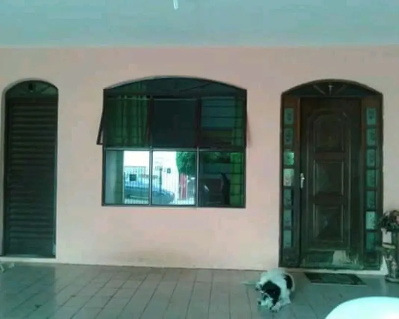 Casa com 3 quartos à venda, 172m2 em Jardim Tatiana, Sorocaba - SP - imagem 4 Foto 4 de Casa com 3 quartos à venda, 172m2 em Jardim Tatiana, Sorocaba - SP