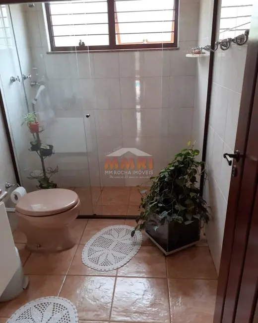 Chácara com 3 quartos à venda, 2360m2 em Aracoiaba Da Serra - SP - imagem 8 Foto 8 de Chácara com 3 quartos à venda, 2360m2 em Aracoiaba Da Serra - SP